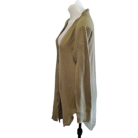 Hem & Thread Soft Cozy Olive Green Waffle Knit Oversized Cardigan Small-Large - Picture 5 of 10